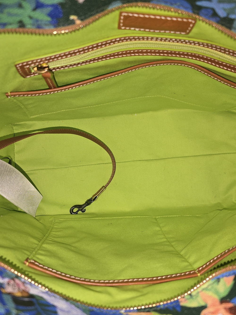 Dooney & Bourke Disney Peter Pan - Picture 5 of 5